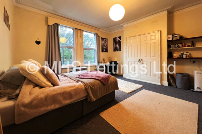 Thumbnail photo of 9 Bedroom Mid Terraced House in 197 Hyde Park Road, Leeds, LS6 1AH