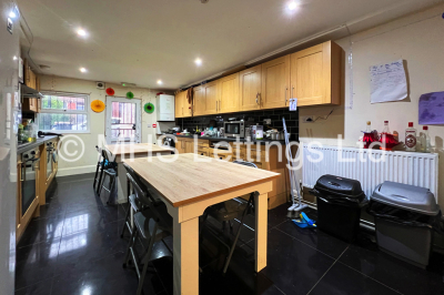 Thumbnail photo of 9 Bedroom Mid Terraced House in 197 Hyde Park Road, Leeds, LS6 1AH