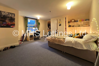 Thumbnail photo of 8 Bedroom Mid Terraced House in 249 Hyde Park Road, Leeds, LS6 1AG