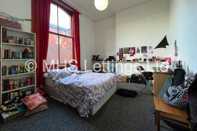 Thumbnail photo of 2 Bedroom Ground Floor Flat in Flat 2, 2 St John's Terrace, Leeds, LS3 1DY