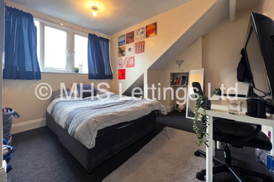 Thumbnail photo of 6 Bedroom Mid Terraced House in 19 Brudenell View, Leeds, LS6 1HG