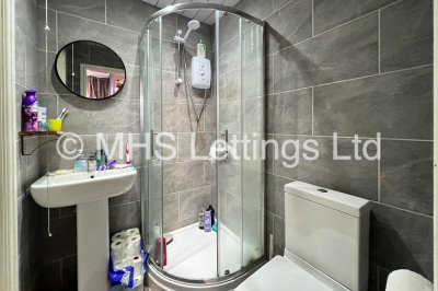 Thumbnail photo of 6 Bedroom Mid Terraced House in 24 Ashville Grove, Leeds, LS6 1LY