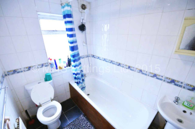 Thumbnail photo of 3 Bedroom Mid Terraced House in 26 Park View Avenue, Leeds, LS4 2LH