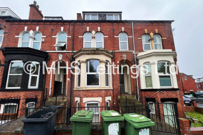 Thumbnail photo of 2 Bedroom Flat in Flat 1, 145 Victoria Road, Leeds, LS6 1DU