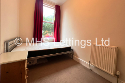 Thumbnail photo of 2 Bedroom Flat in Flat 1, 145 Victoria Road, Leeds, LS6 1DU