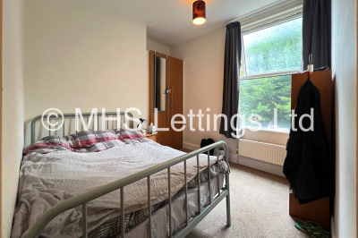 Thumbnail photo of 2 Bedroom Flat in Flat 1, 145 Victoria Road, Leeds, LS6 1DU