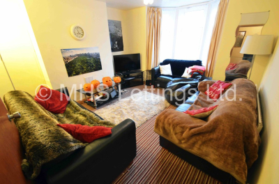 Thumbnail photo of 6 Bedroom Mid Terraced House in 32 Ebor Place, Leeds LS6 1NR
