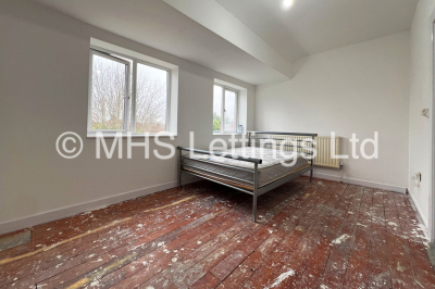 Thumbnail photo of 6 Bedroom Semi-Detached House in 32 Grimthorpe Terrace, Leeds, LS6 3JS