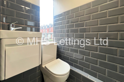 Thumbnail photo of 6 Bedroom Semi-Detached House in 32 Grimthorpe Terrace, Leeds, LS6 3JS