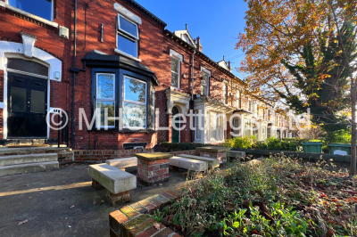 Thumbnail photo of 8 Bedroom Mid Terraced House in 19 Ash Grove, Leeds, LS6 1AX