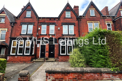 Thumbnail photo of 7 Bedroom Mid Terraced House in 31 Estcourt Avenue, Leeds, LS6 3ES