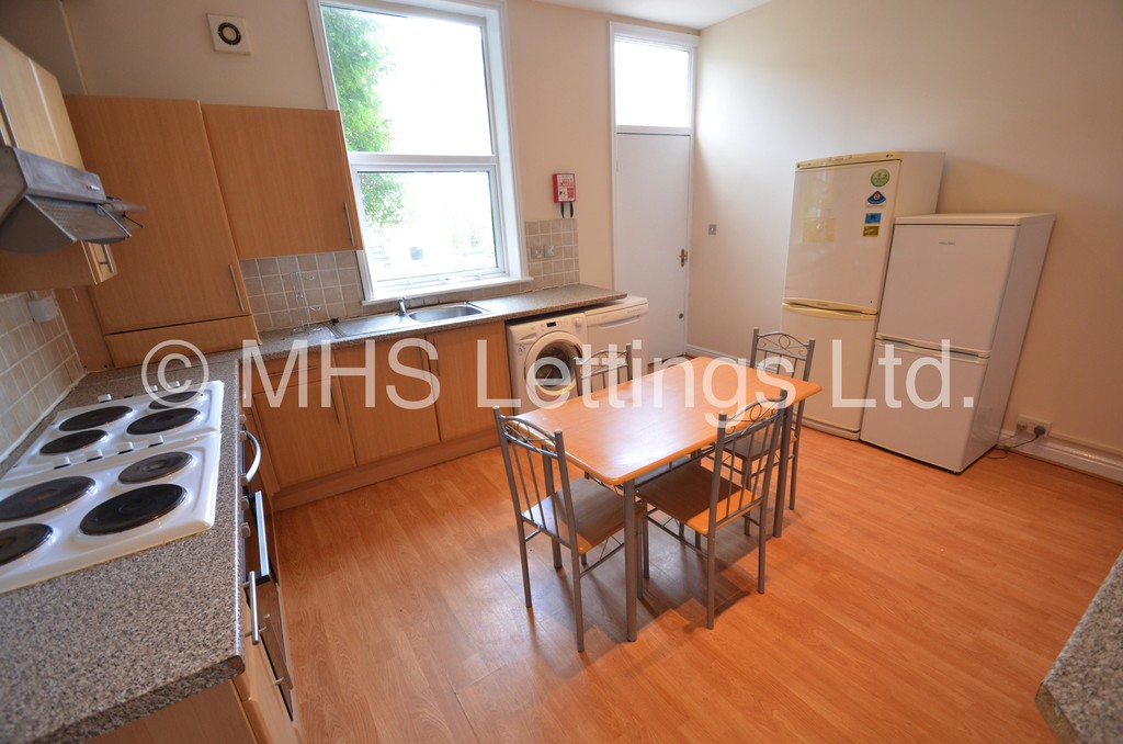 Photo of 1 Bedroom Shared House in Room 3, 5 High Cliffe, Leeds, LS4 2PE