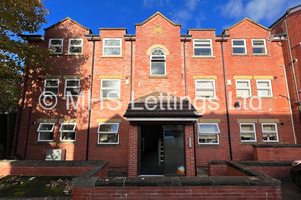 Photo of 3 Bedroom Apartment in Flat 11, Welton Road, Leeds, LS6 1EE