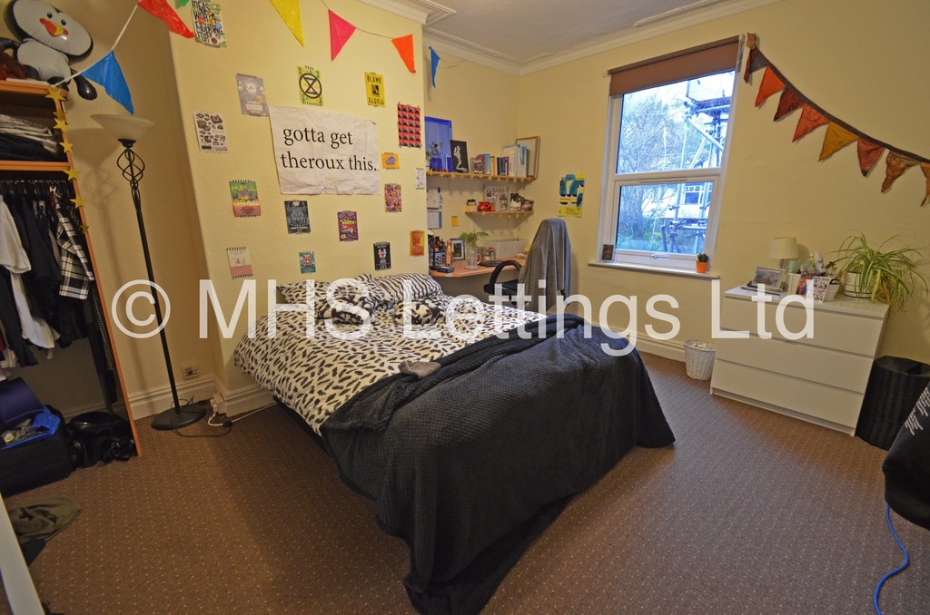 Photo of 1 Bedroom Shared House in Room 3, 1 Richmond Mount, Leeds, LS6 1DG